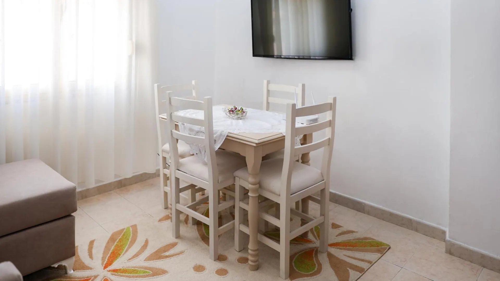The Cozy 2 Room Apartment Berat